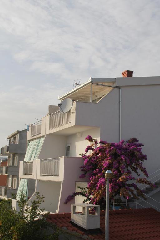Summer Lounge Apartment Trogir Eksteriør billede