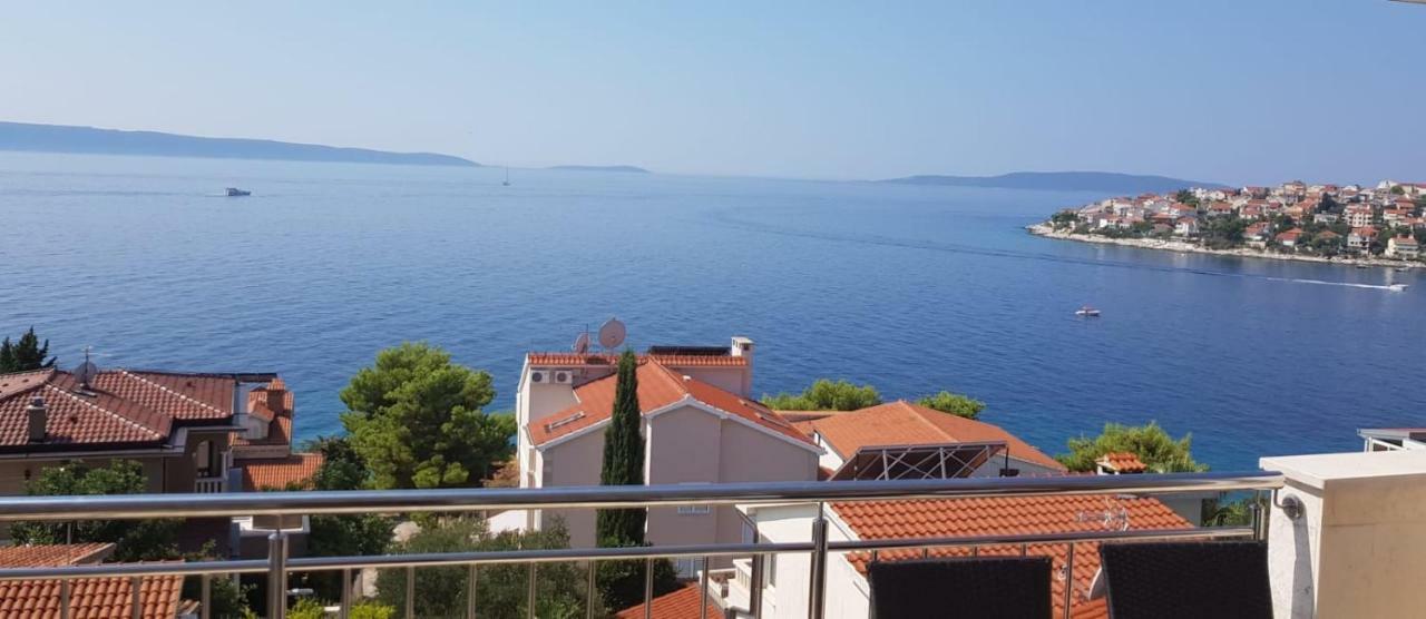 Summer Lounge Apartment Trogir Eksteriør billede